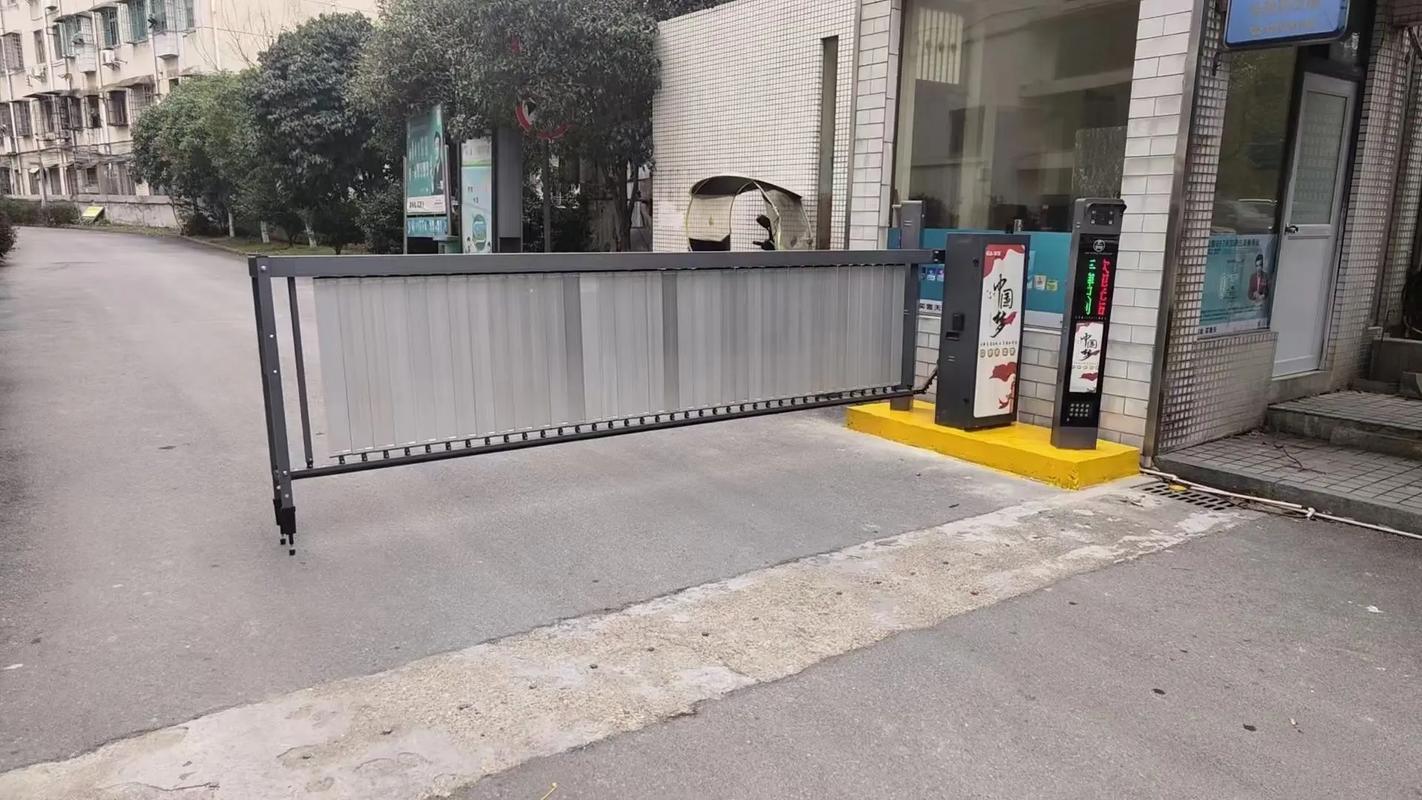 智慧通行新篇章 看得見的好產品——人臉識別門禁與停車場管理系統